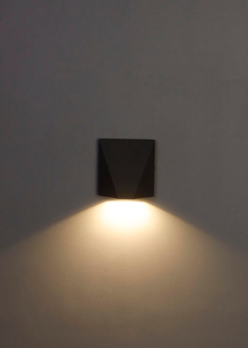 Geometric LED Outdoor Wall Lamp IA-8446